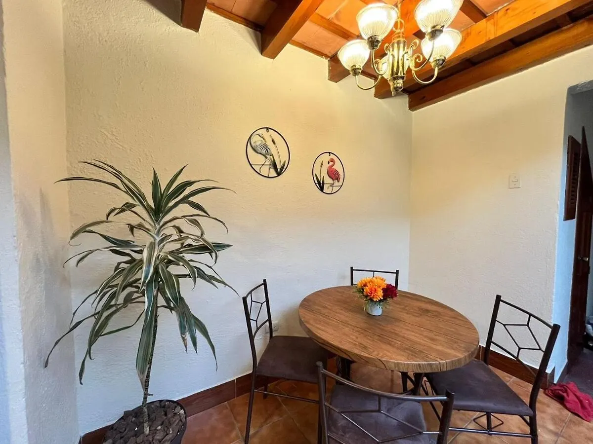 Appartement Jaz - Excellent Location In Antigua, 4 Guests  Antigua