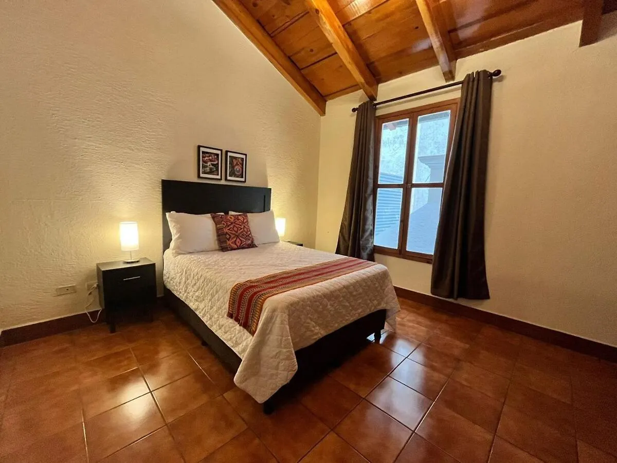 Appartement Jaz - Excellent Location In Antigua, 4 Guests Antigua