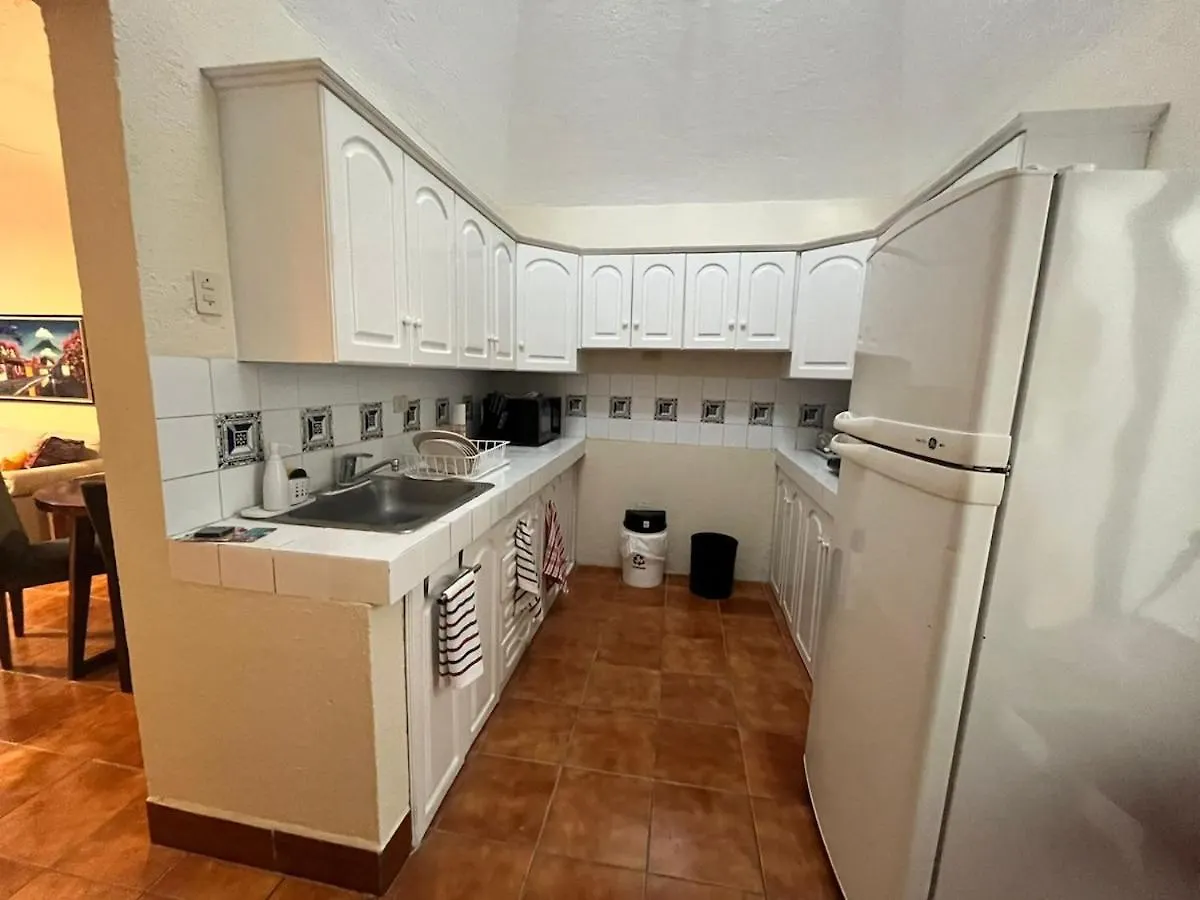Jaz - Excellent Location In Antigua, 4 Guests Apartment
