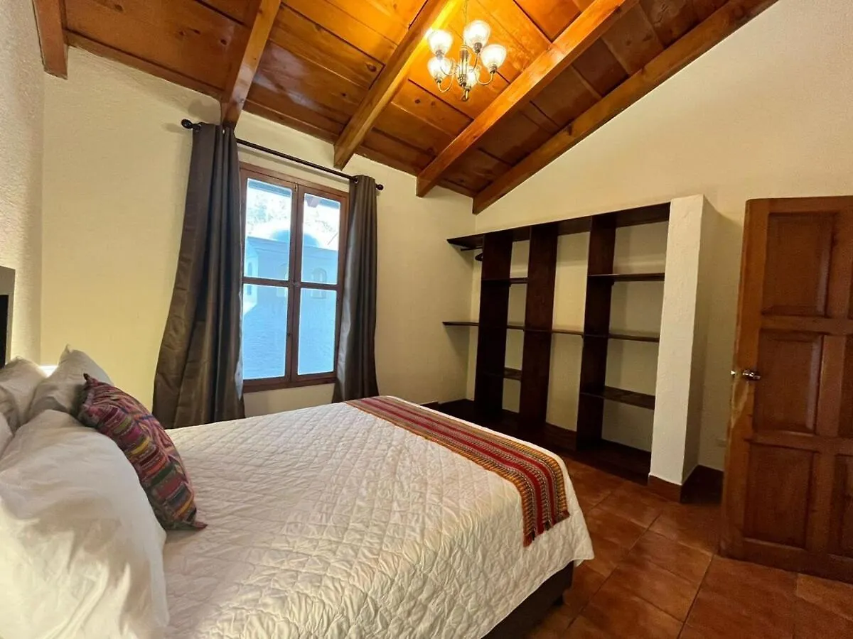 Jaz - Excellent Location In Antigua, 4 Guests Apartment