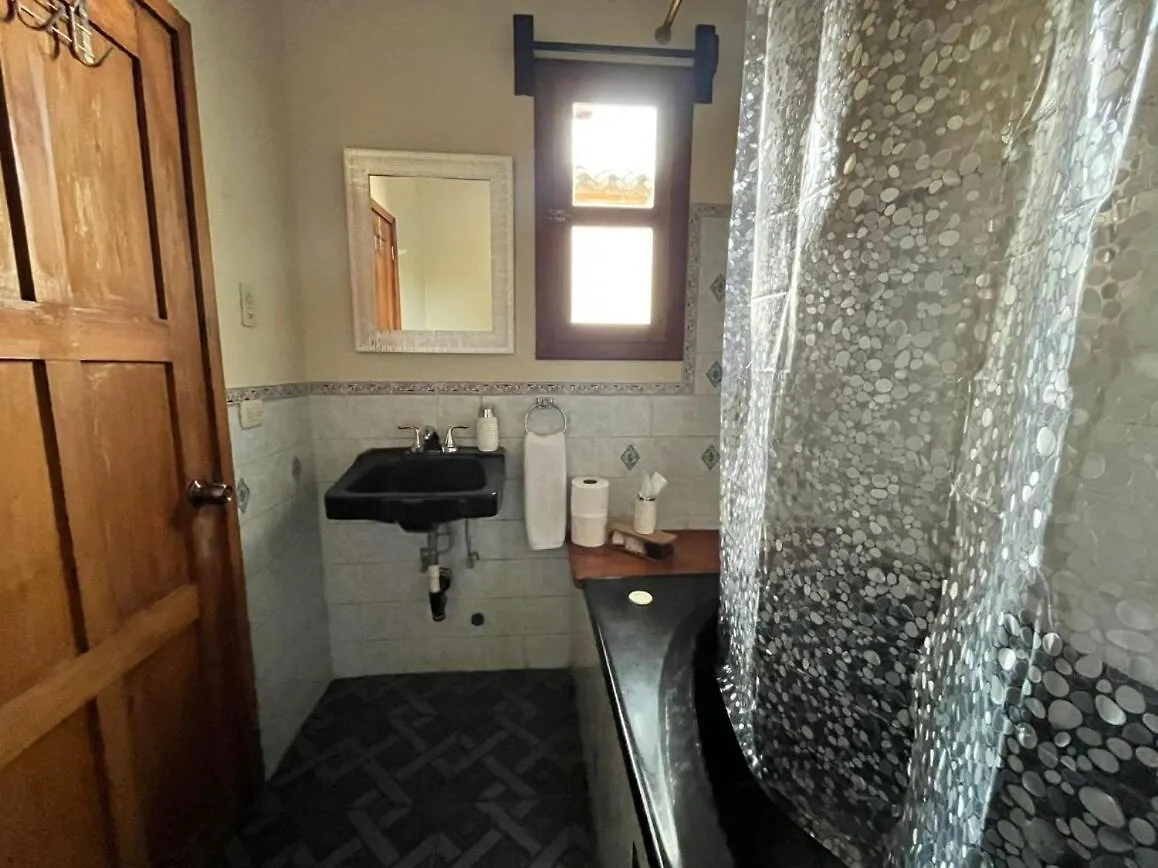 Jaz - Excellent Location In Antigua, 4 Guests Apartment